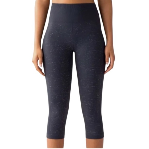 LULULEMON Leggings Free To Flow High Rise Crop Yoga Midnight Navy White Size 0 - Picture 1 of 15